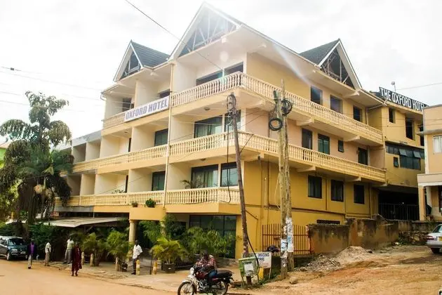 Oxford Royal Hotel