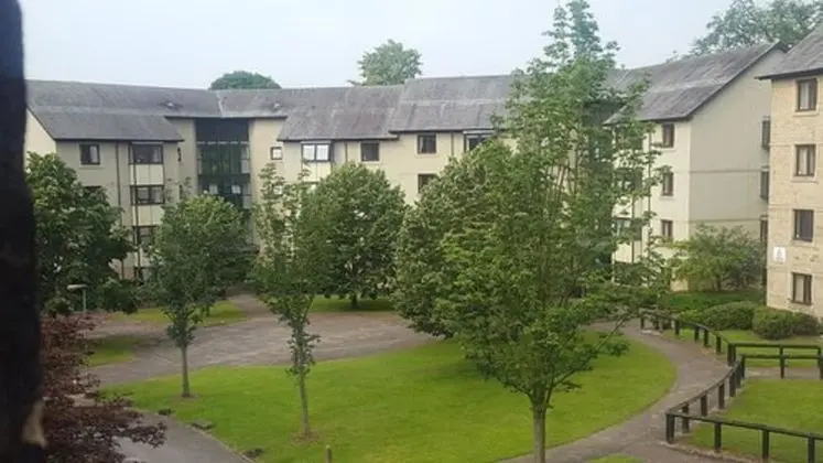 Oxley Hall – Campus Residence - Dış Mekan