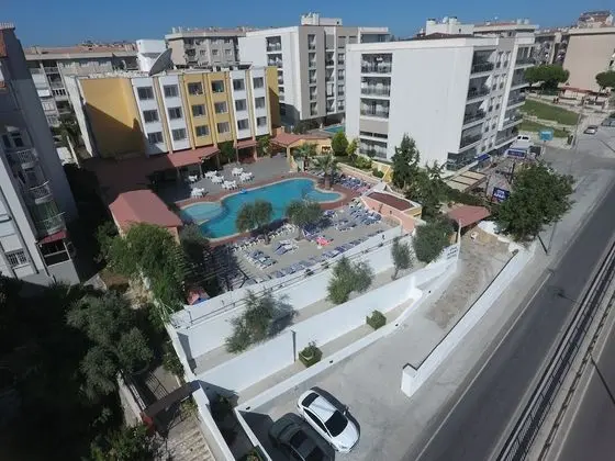 Oya Apartments