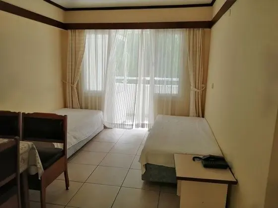 Oya Apartments - Oda