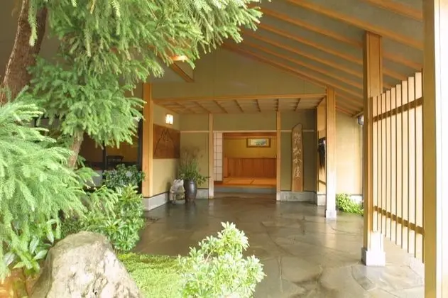 Oyado Nakaya