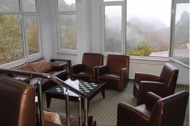 Oylat Güven Hotel - Lobi