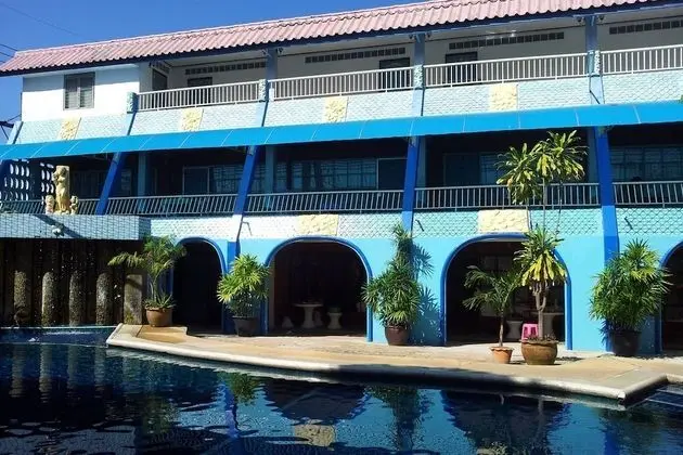 OYO 1003 Naklua House - Dış Mekan