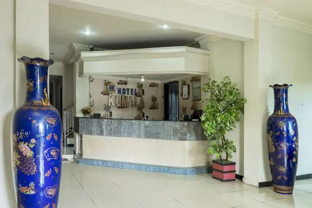 OYO 1005 Hotel Kumala - Lobi