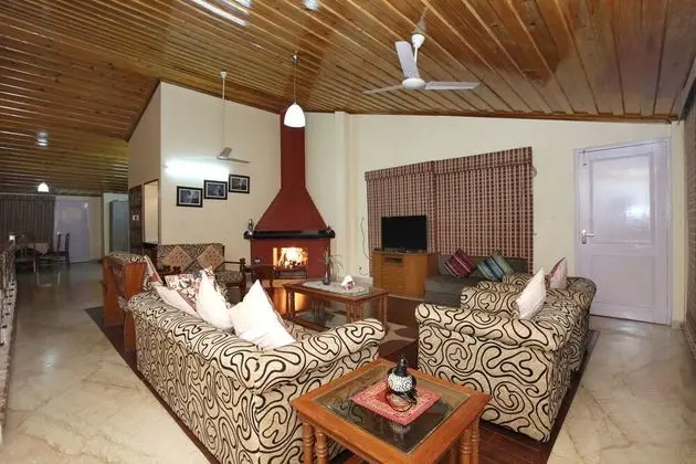 OYO 10097 Home Luxury Cottage Chail - Öne Çıkan Resim