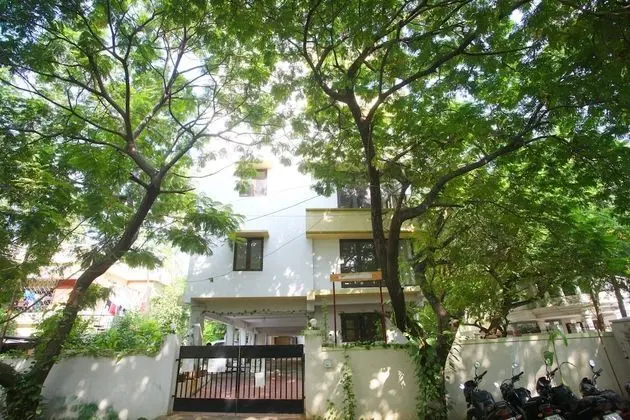 OYO 10130 Felicity INN Nungambakkam