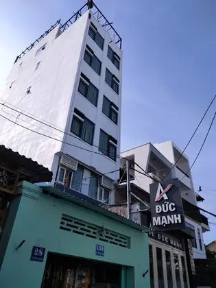 OYO 1016 Duc Manh Apartment - Dış Mekan