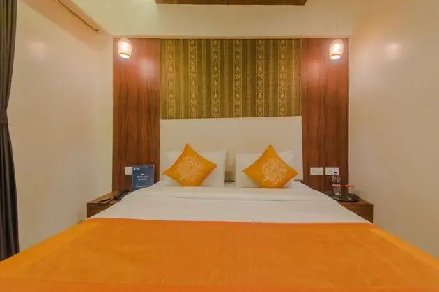 OYO 10166 Hotel D69 Residency - Oda