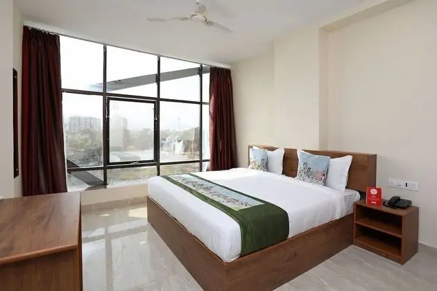 OYO 10176 Hotel Bluebell