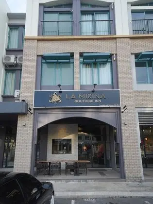 OYO 1023 La Mirina Boutique Inn