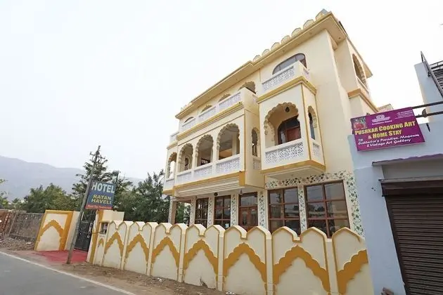 OYO 10245 Hotel Ratan Haveli