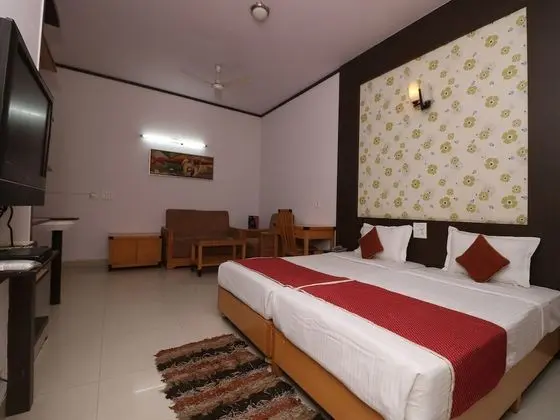 OYO 10250 Elevate Residency