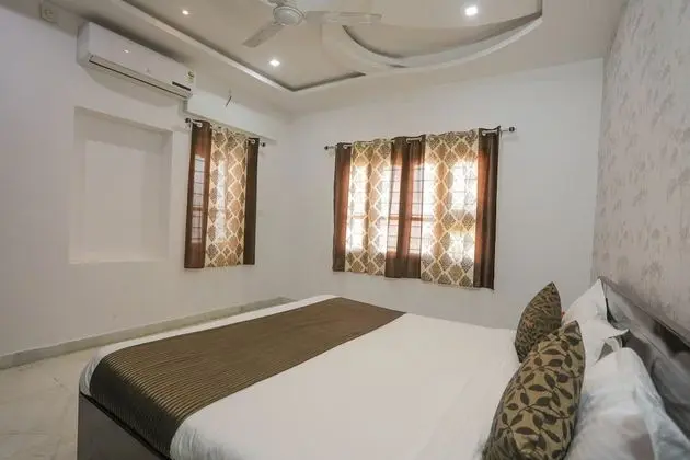 OYO 10287 Home 3BHK Villa near Lake City Mall - Oda