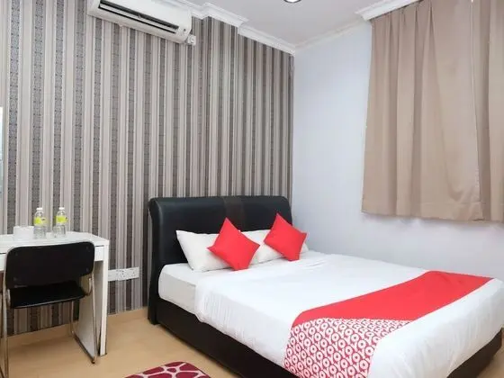 OYO 1031 AJ Suite Hotel - Öne Çıkan Resim