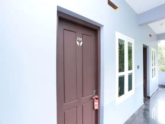 OYO 10387 Edakkal Holiday Home