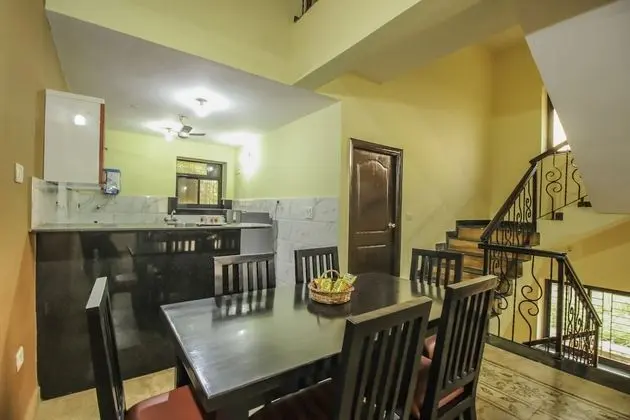 OYO 10402 Home 4 BHK Villa near Mandovi River - Yerinde Yemek