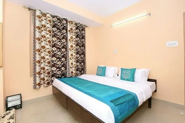 OYO 10409 Home Cozy 4BHK New Shimla - Oda