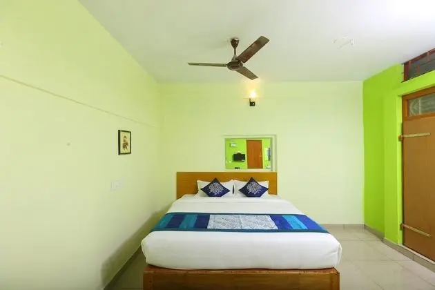 OYO 10449 Hotel Le Sai - Oda