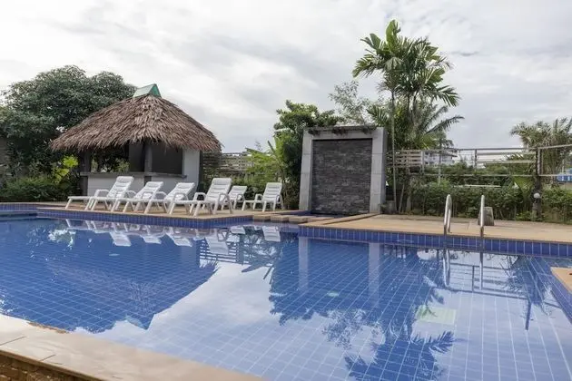 OYO 1046 Noppharat resort - Havuz