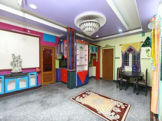 OYO 10498 Home Classic 3BHK Swarna Nagar - Lobi