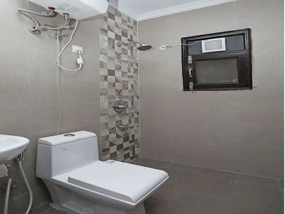 OYO 10581 Platinum Residency - Banyo Tipleri