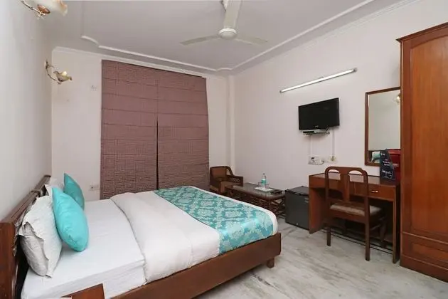 OYO 10585 Hotel Shubhdeep Aashiyana 2 - Oda
