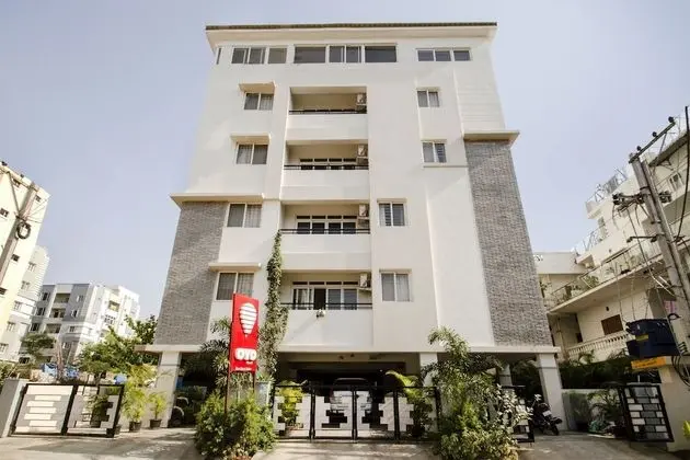 OYO 10594 Hotel Marie Gold