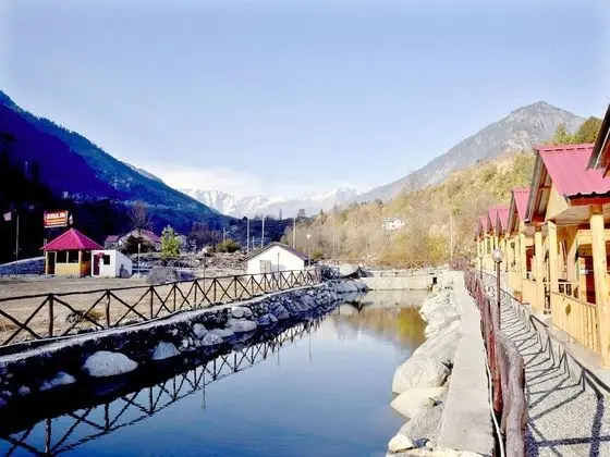 OYO 10633 The Shivalaya Retreat With In