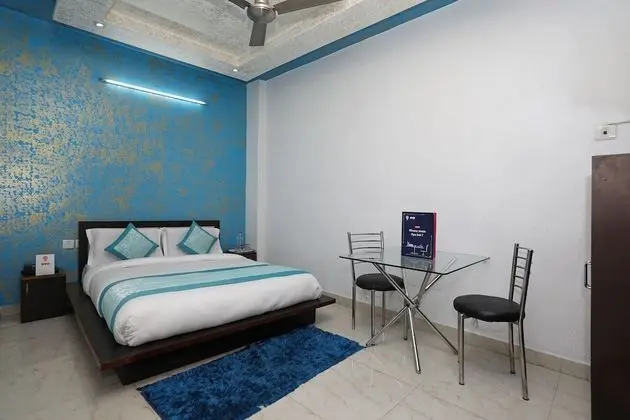 OYO 10667 Prakash Guest House