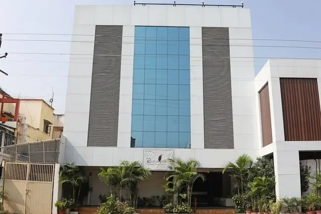 OYO 10671 Hotel Sai Prem
