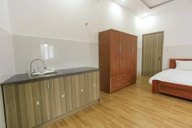 OYO 1068 Fussa Hostel And Apartment - Oda