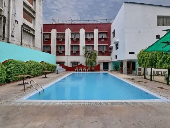OYO 10706 Hotel Siddhartha