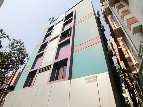 OYO 10711 Hotel NSNR Residency - Dış Mekan