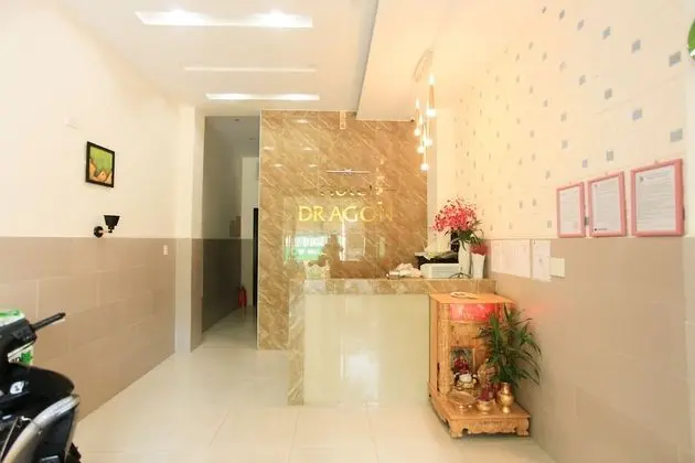 OYO 1072 Dragon Hotel - Lobi