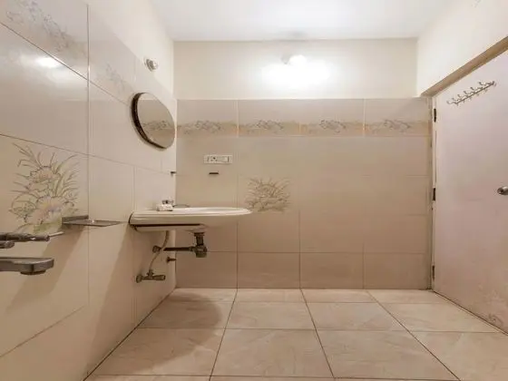 OYO 1074 Valley View Apartments - Banyo Tipleri