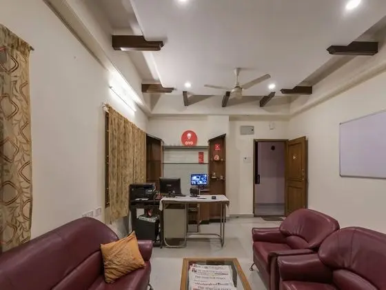 OYO 1074 Valley View Apartments - Lobi