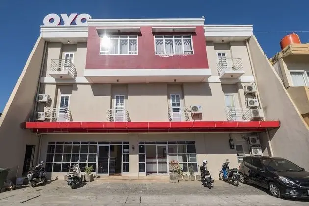 OYO 1075 Rumah Indah Losari Inn