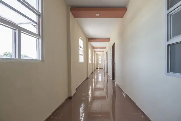 OYO 1075 Rumah Indah Losari Inn - İç Mekan