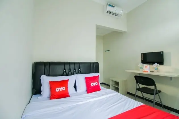 Oyo 1078 Fakhira Residence