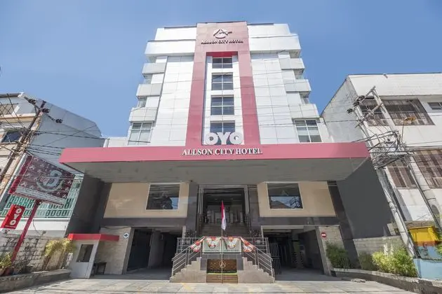 OYO 1081 Allson City Hotel Makassar - Genel