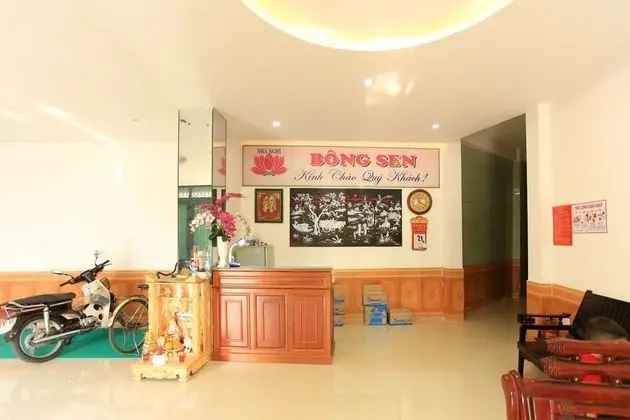 OYO 1082 Bong Sen Hotel - Lobi