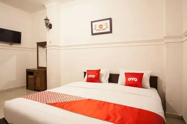 OYO 1084 Hotel Cirasa Syariah