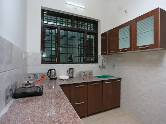 OYO 10853 Home 2BHK Bhimtal lake - Mutfak