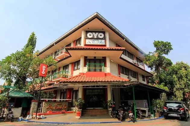 OYO 109 Pucangkerep Residence - 1