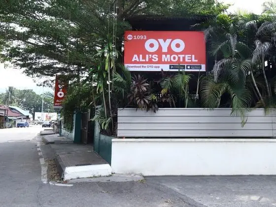 OYO 1093 Ali's Motel
