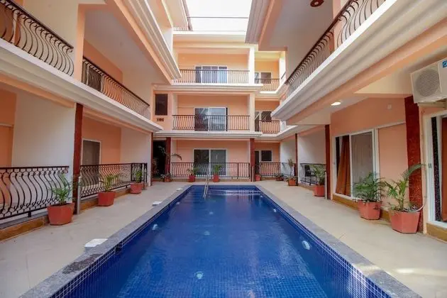 OYO 10973 Home Exotic 2BHK Pool View Siolim