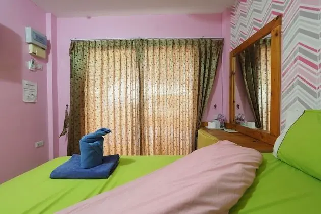 OYO 1100 Chidlom Resort - Oda