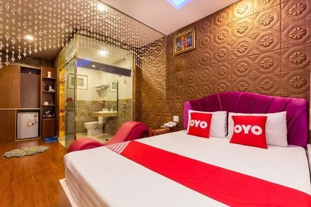 OYO 1108 Iboss Hotel - Oda