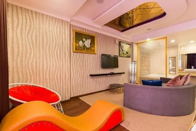 OYO 1108 Iboss Hotel - Oda Düzeni