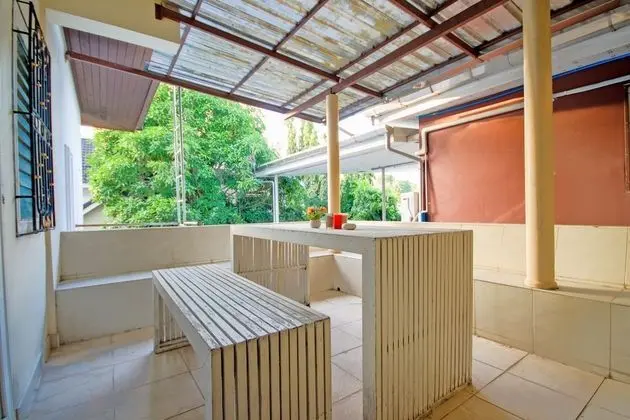 OYO 1117 Phuket Airport Suites - Yerinde Yemek